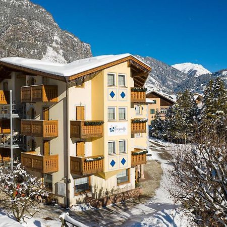 Hotel Genzianella Ziano di Fiemme Dış mekan fotoğraf