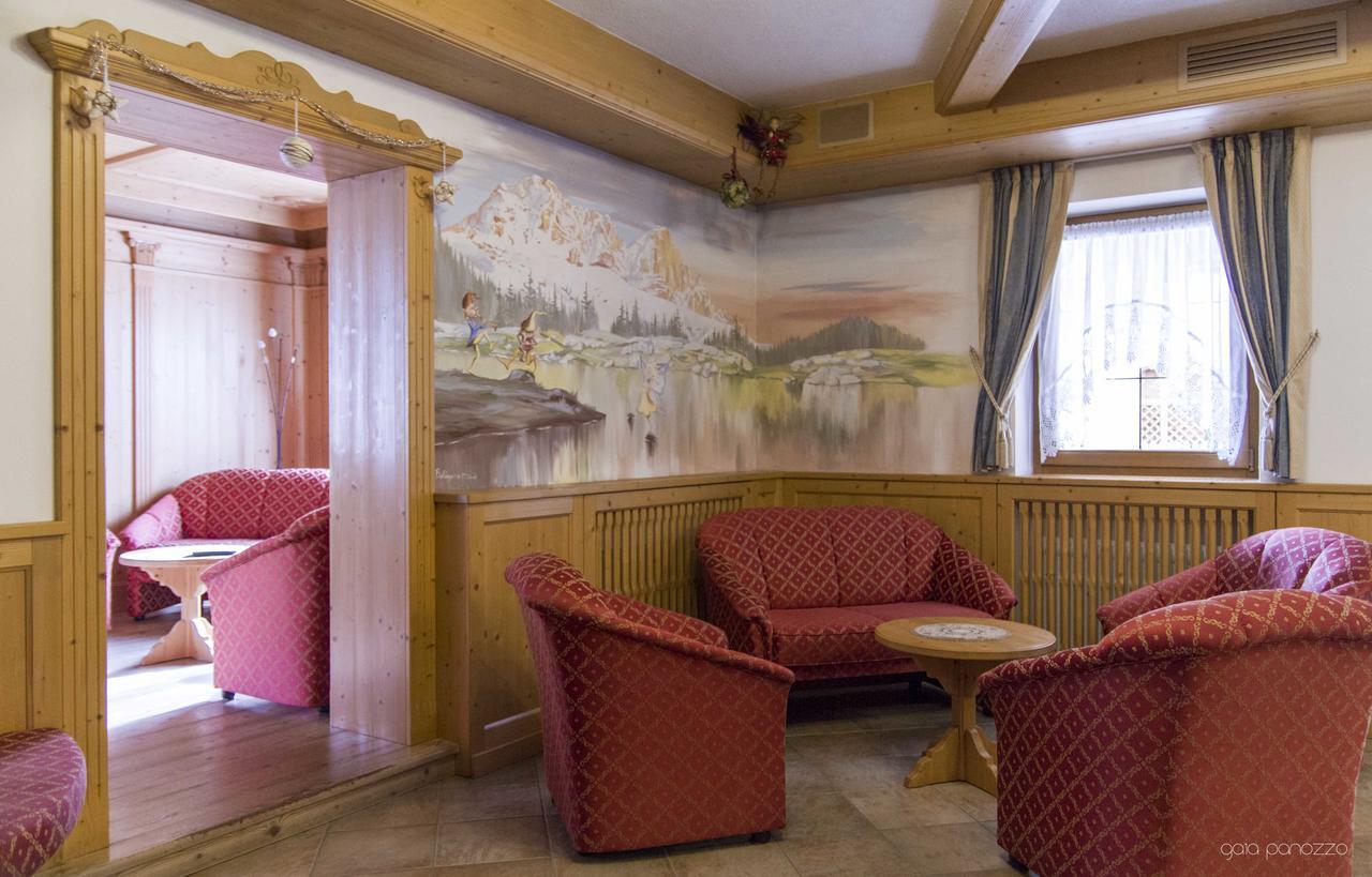 Hotel Genzianella Ziano di Fiemme Dış mekan fotoğraf