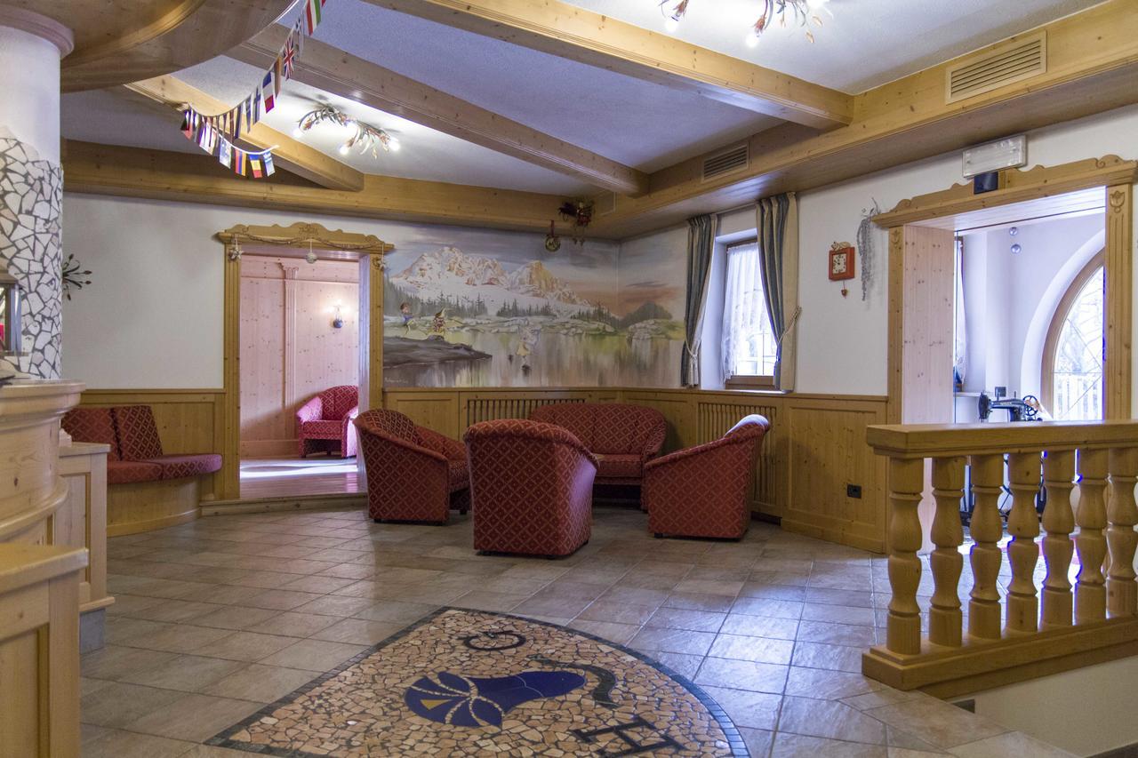 Hotel Genzianella Ziano di Fiemme Dış mekan fotoğraf