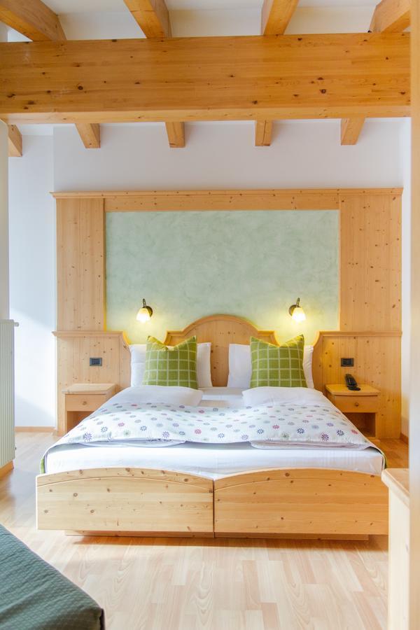 Hotel Genzianella Ziano di Fiemme Dış mekan fotoğraf