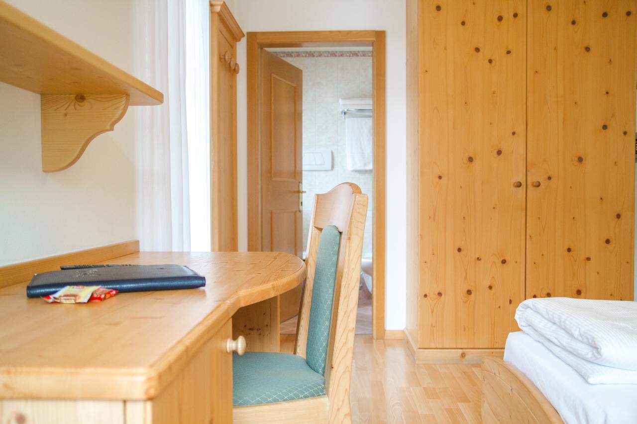 Hotel Genzianella Ziano di Fiemme Dış mekan fotoğraf
